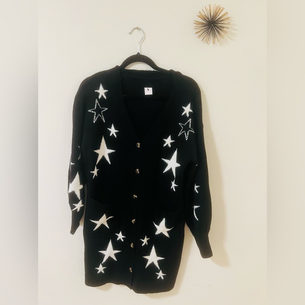 Black Star Patterned Women's Sweater